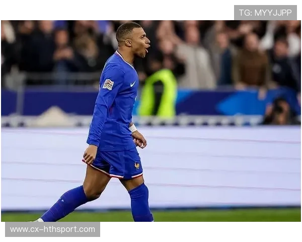 姆巴佩背身拿球后转身如电光：揭秘瞬间爆发的核心技巧