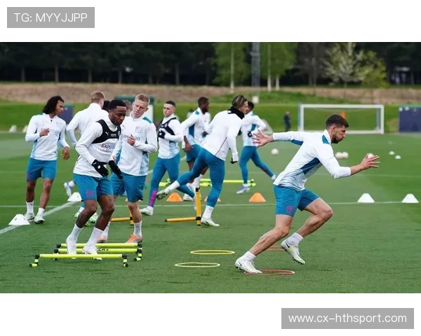 曼城中后场衔接训练：传球节奏与回追决策同步优化